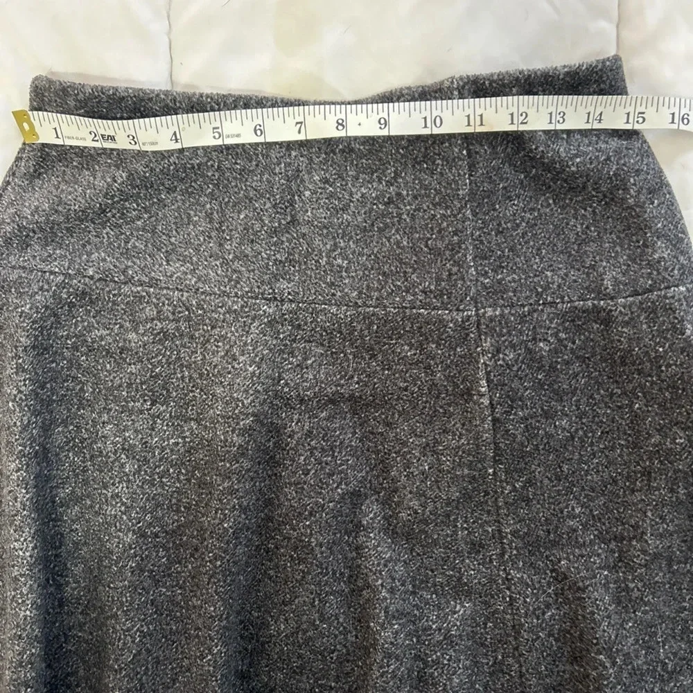 Loft Heather Tweed Skirt size small gray and black, mini Aline skirt